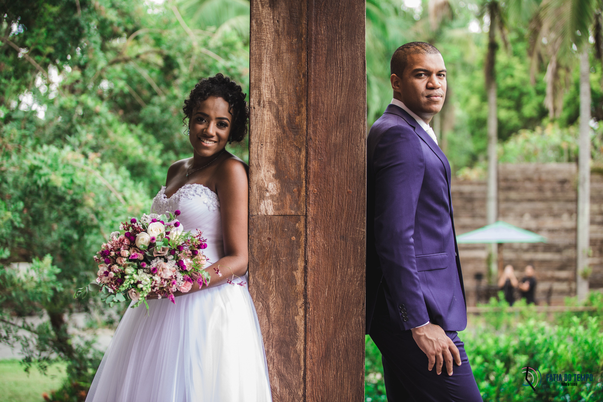 sitio são jorge, noivo negro, noiva negra, noiva black power, casamento no campo, casamento no sitio são jorge, casamento rustico, pepper drinks, odeon decorações, decoração boho, casamento boho, maquiagem em noiva negra, fotos de noiva negra, 