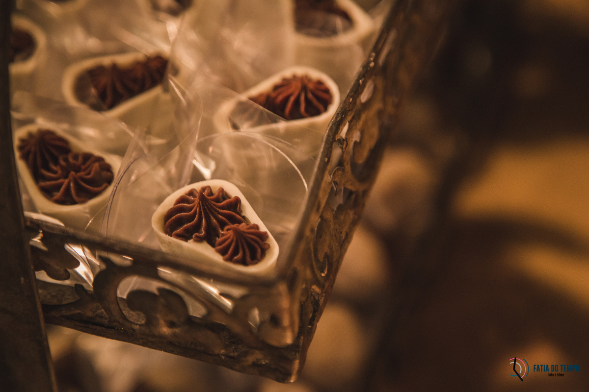 sitio são jorge, noivo negro, noiva negra, noiva black power, casamento no campo, casamento no sitio são jorge, casamento rustico, pepper drinks, odeon decorações, decoração boho, casamento boho, maquiagem em noiva negra, fotos de noiva negra, 