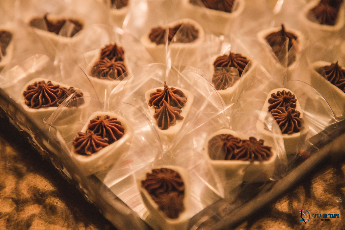 sitio são jorge, noivo negro, noiva negra, noiva black power, casamento no campo, casamento no sitio são jorge, casamento rustico, pepper drinks, odeon decorações, decoração boho, casamento boho, maquiagem em noiva negra, fotos de noiva negra, 