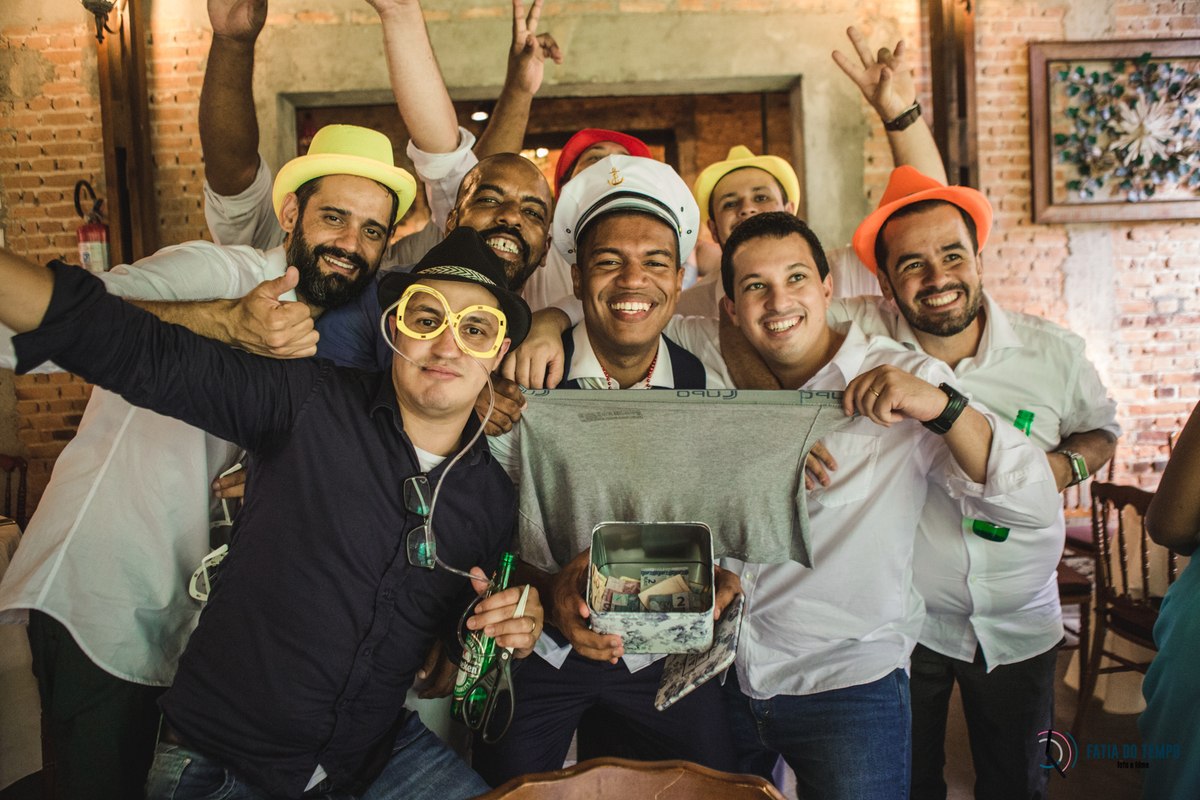 sitio são jorge, noivo negro, noiva negra, noiva black power, casamento no campo, casamento no sitio são jorge, casamento rustico, pepper drinks, odeon decorações, decoração boho, casamento boho, maquiagem em noiva negra, fotos de noiva negra, 