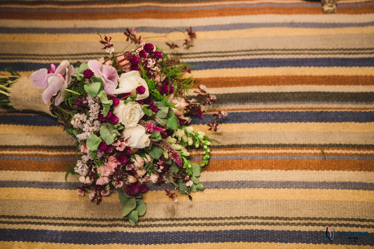 sitio são jorge, noivo negro, noiva negra, noiva black power, casamento no campo, casamento no sitio são jorge, casamento rustico, pepper drinks, odeon decorações, decoração boho, casamento boho, maquiagem em noiva negra, fotos de noiva negra, 