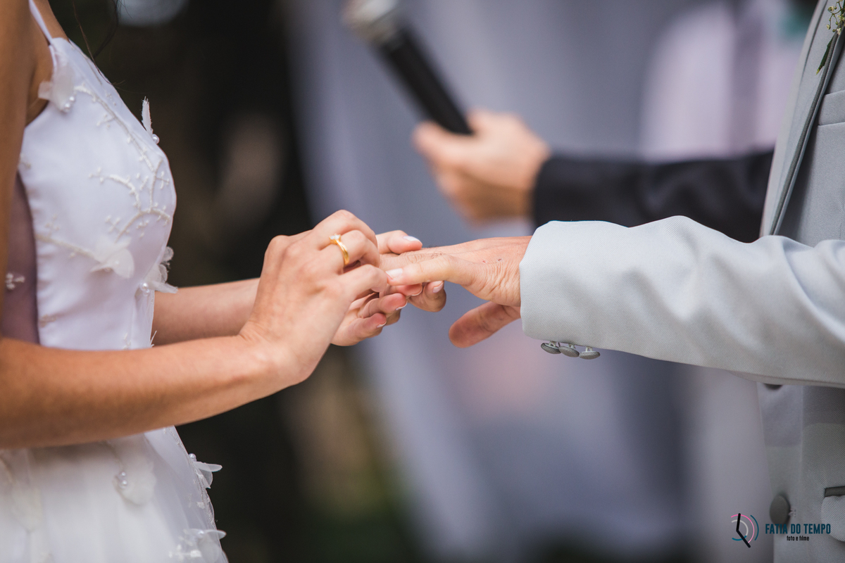 chácara recanto verde, chácara em suzano, casamento no campo, casamento em chácara, vestido de noiva, noiva morena, decoração boho, diy casamento, decoração diy, casamento ao ar livre, casamento com verde, decoração colorida, casamento de dia