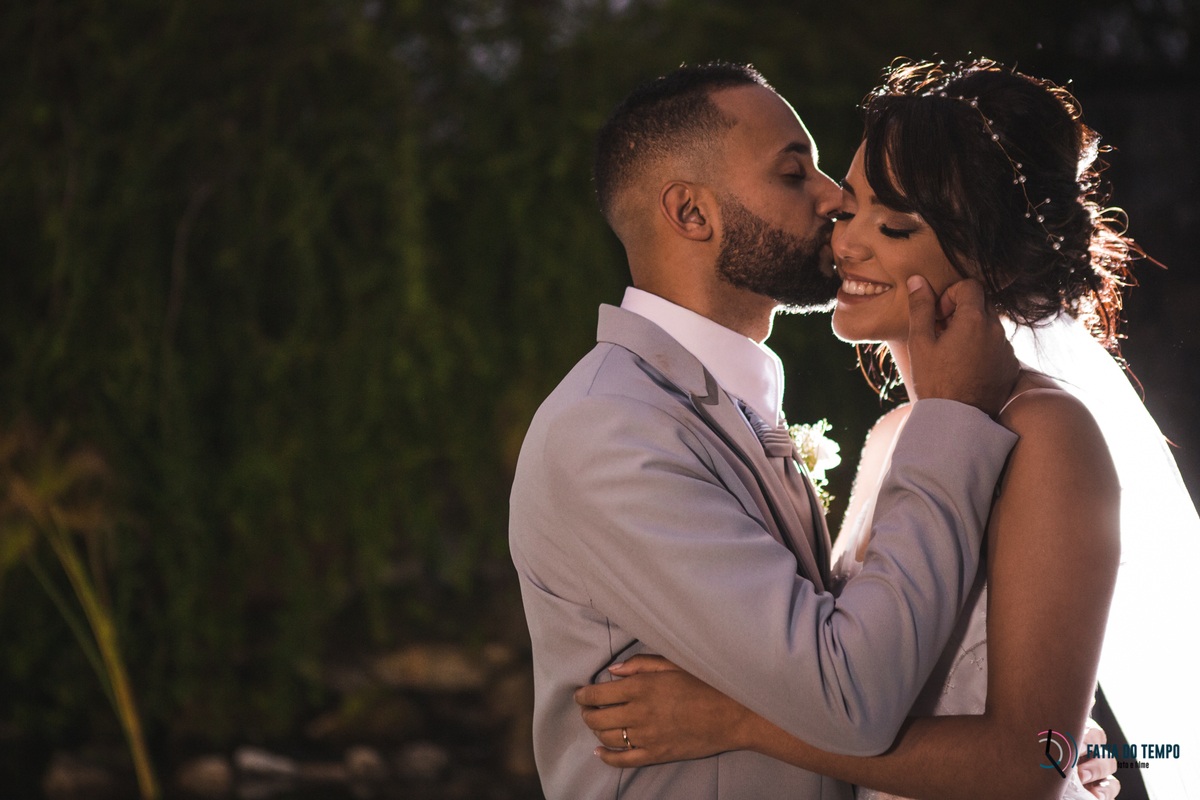 chácara recanto verde, chácara em suzano, casamento no campo, casamento em chácara, vestido de noiva, noiva morena, decoração boho, diy casamento, decoração diy, casamento ao ar livre, casamento com verde, decoração colorida, casamento de dia