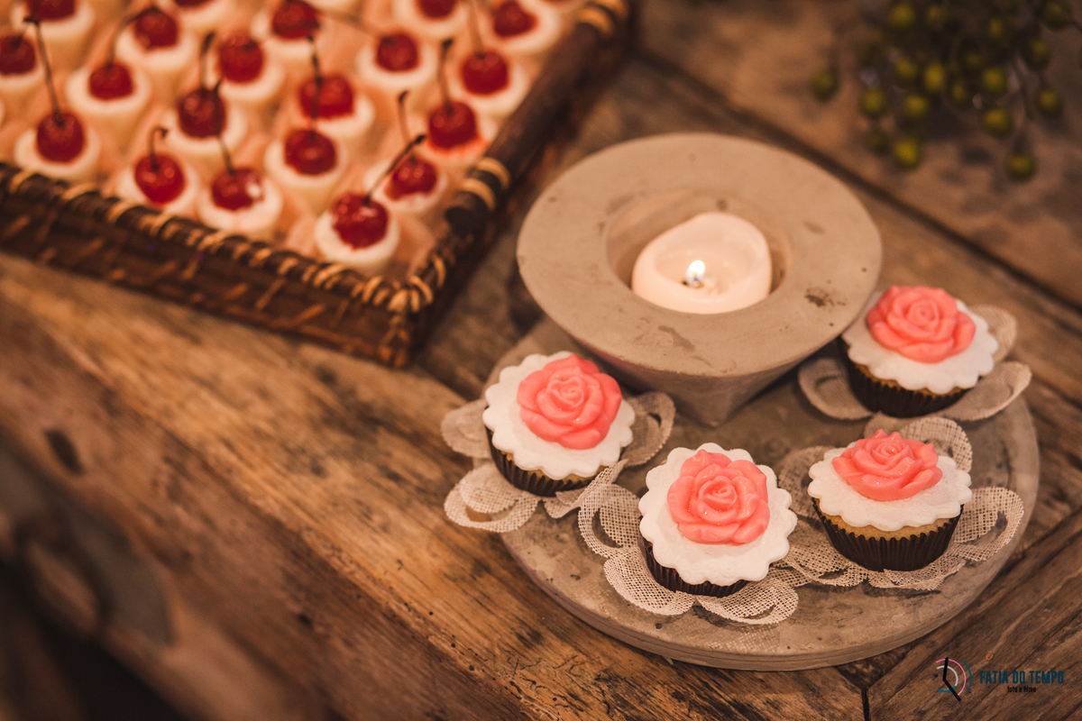 chácara recanto verde, chácara em suzano, casamento no campo, casamento em chácara, vestido de noiva, noiva morena, decoração boho, diy casamento, decoração diy, casamento ao ar livre, casamento com verde, decoração colorida, casamento de dia