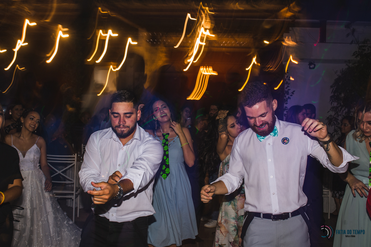 chácara recanto verde, chácara em suzano, casamento no campo, casamento em chácara, vestido de noiva, noiva morena, decoração boho, diy casamento, decoração diy, casamento ao ar livre, casamento com verde, decoração colorida, casamento de dia