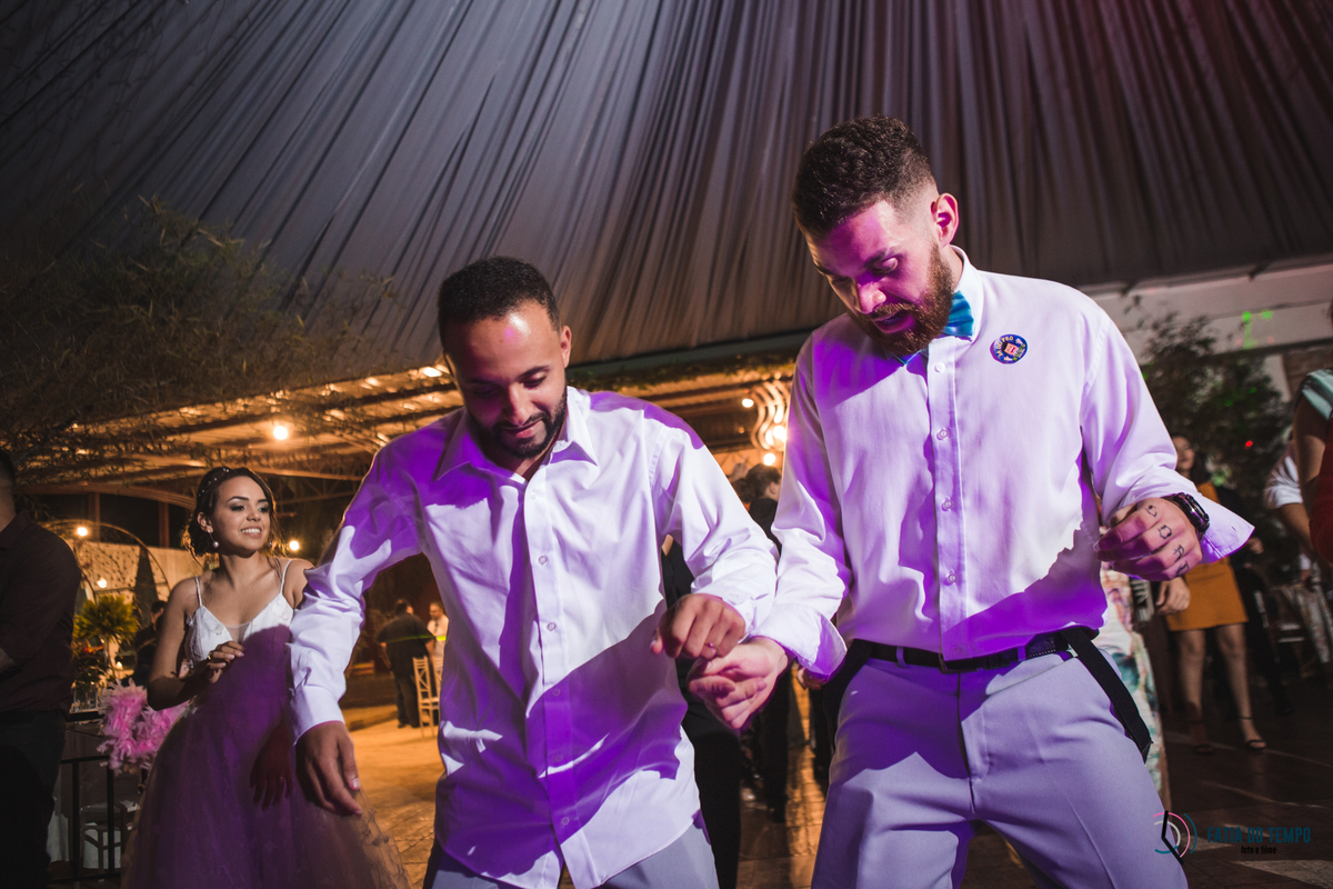 chácara recanto verde, chácara em suzano, casamento no campo, casamento em chácara, vestido de noiva, noiva morena, decoração boho, diy casamento, decoração diy, casamento ao ar livre, casamento com verde, decoração colorida, casamento de dia