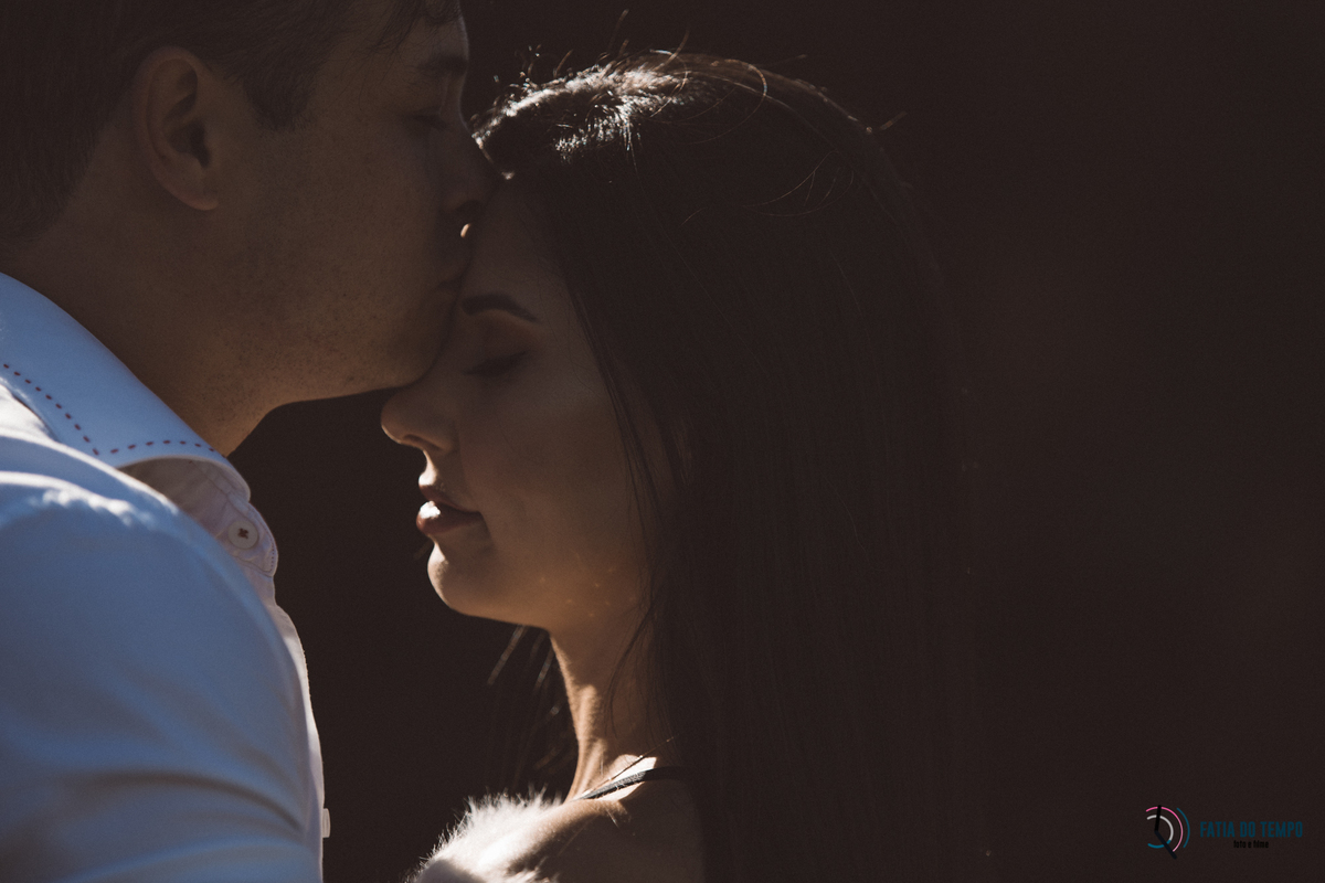 ensaio pre casamento de moto, ensaio com moto, ensaio pre casamento paranapiacaba, estrada de paranapiacaba, moto em paranapiacaba, moto na estrada, ensaio no trilho de trem, pre casamento em paranapiacaba, ensaio de casal paranapiacaba, ensaio em paranap