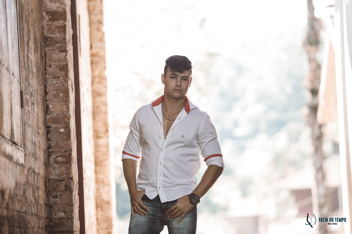 ensaio pre casamento de moto, ensaio com moto, ensaio pre casamento paranapiacaba, estrada de paranapiacaba, moto em paranapiacaba, moto na estrada, ensaio no trilho de trem, pre casamento em paranapiacaba, ensaio de casal paranapiacaba, ensaio em paranap