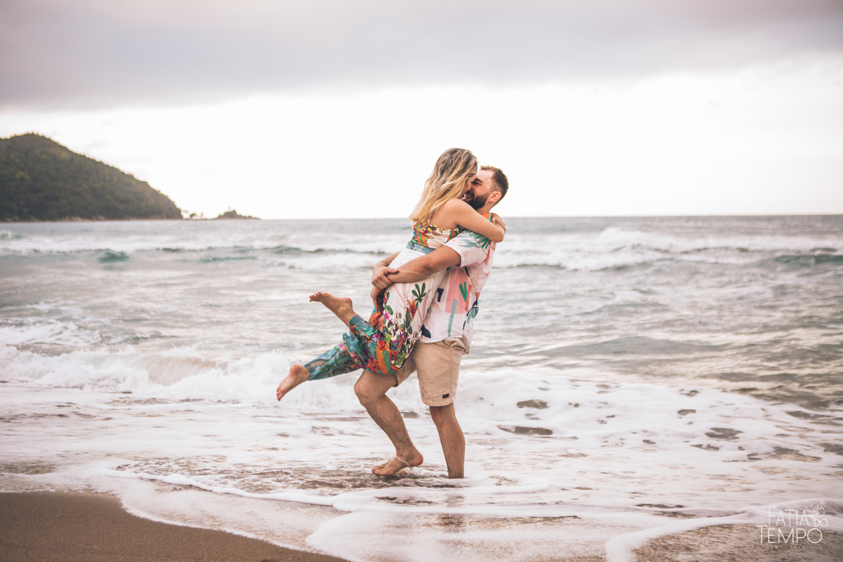 pre casamento praia, pre casamento litoral norte, pre casamento ubatuba, ensaio de casal ubatuba, pre wedding ubatuba, ubatuba, fotos em ubatuba, vou casar em ubatuba