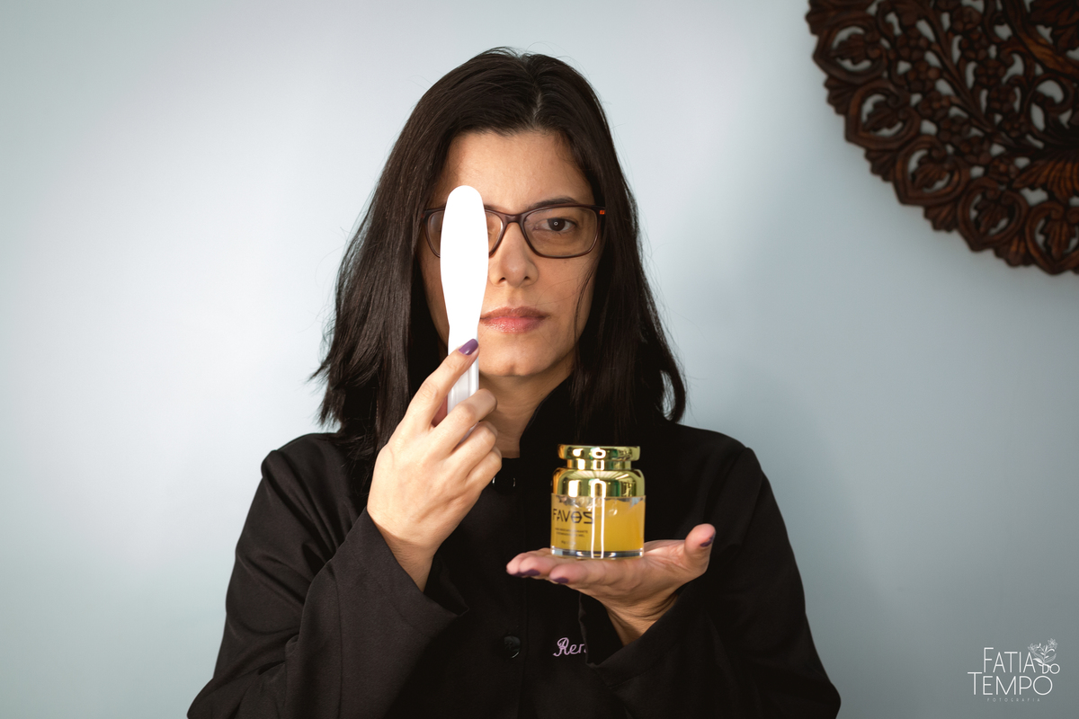 esteticista, foto esteticista, profissional esteticista, foto corporativa, foto para perfil profissional, ser esteticista, foto para empresas, esteticista nas redes sociais, curso para esteticista, instagram de esteticista, fotos profissionais