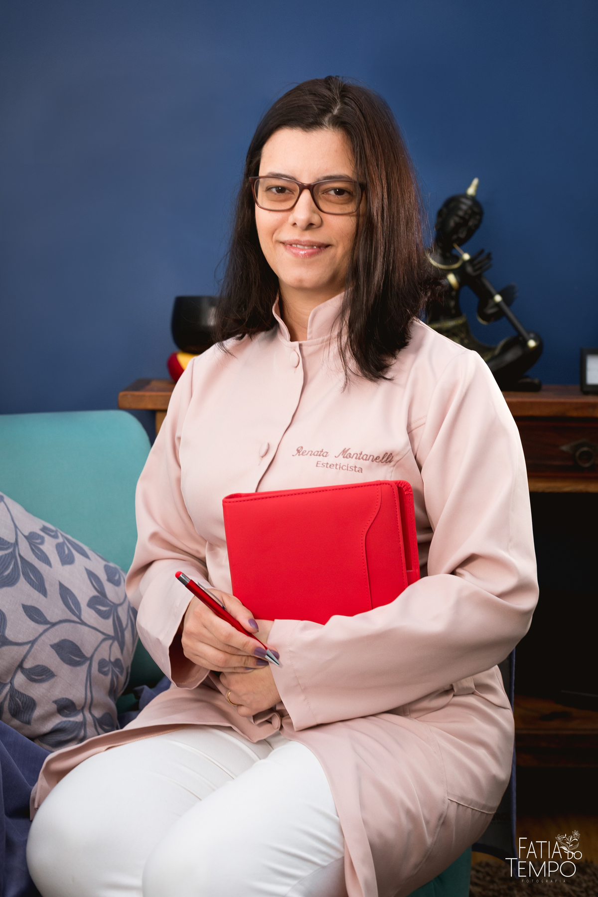 esteticista, foto esteticista, profissional esteticista, foto corporativa, foto para perfil profissional, ser esteticista, foto para empresas, esteticista nas redes sociais, curso para esteticista, instagram de esteticista, fotos profissionais