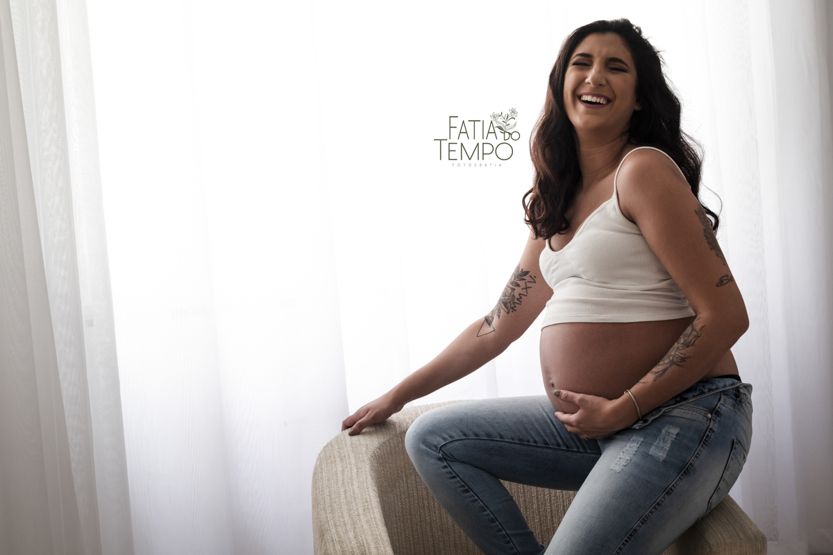 ensaio gestante, ensaio em estudio gestante, ensaio gestante em estudio, estudio fotografico são caetano, fotos gestante, gestante de vestido, gestante vestido vermelho, fotografia de gestante, fotografa de gestante, fotos de gestante