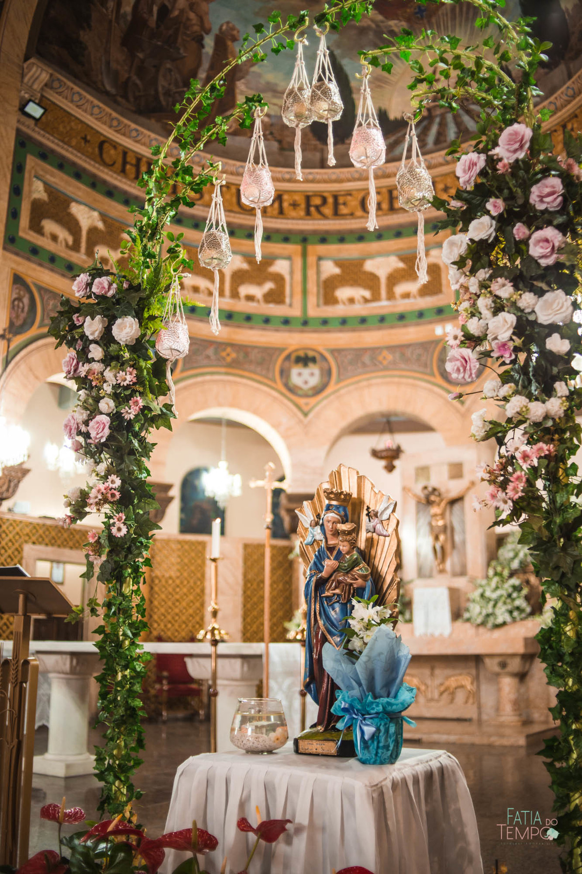 Batizado, foto de batizado, fotografia de batizado, igreja sagrada familia, matriz são caetano, batizado na igreja, festa de batizado, batizado de menina, batizando na igreja, batizado matriz, 