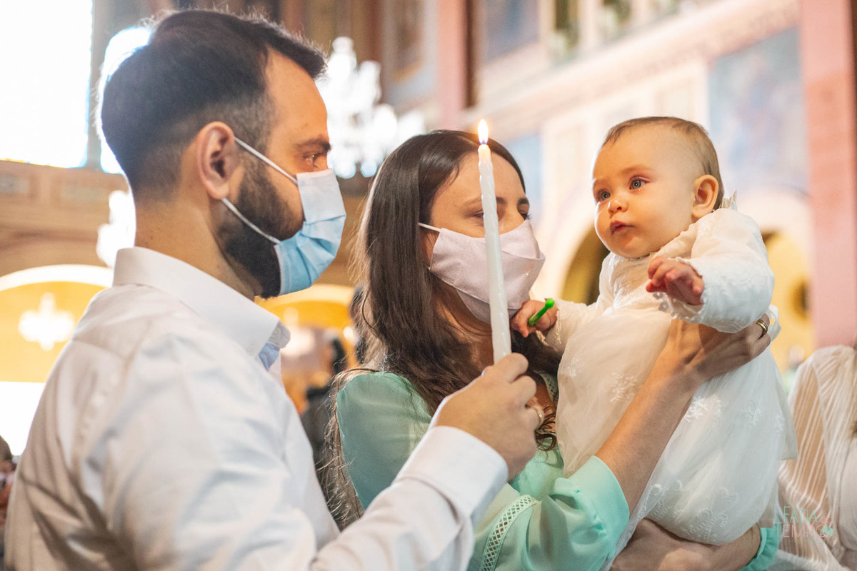Batizado, foto de batizado, fotografia de batizado, igreja sagrada familia, matriz são caetano, batizado na igreja, festa de batizado, batizado de menina, batizando na igreja, batizado matriz, 