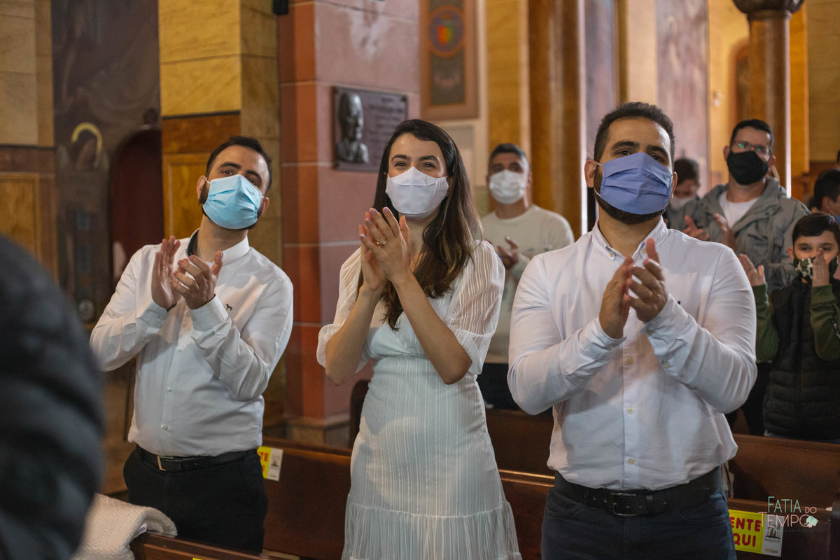 Batizado, foto de batizado, fotografia de batizado, igreja sagrada familia, matriz são caetano, batizado na igreja, festa de batizado, batizado de menina, batizando na igreja, batizado matriz, 