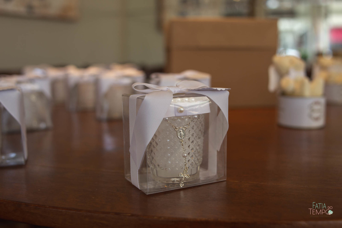 Batizado, foto de batizado, fotografia de batizado, igreja sagrada familia, matriz são caetano, batizado na igreja, festa de batizado, batizado de menina, batizando na igreja, batizado matriz, 