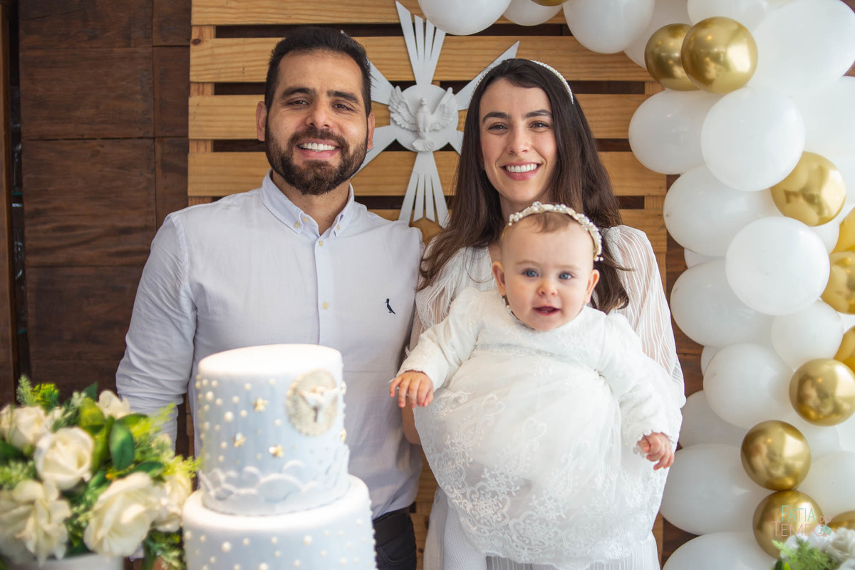 Batizado, foto de batizado, fotografia de batizado, igreja sagrada familia, matriz são caetano, batizado na igreja, festa de batizado, batizado de menina, batizando na igreja, batizado matriz, 