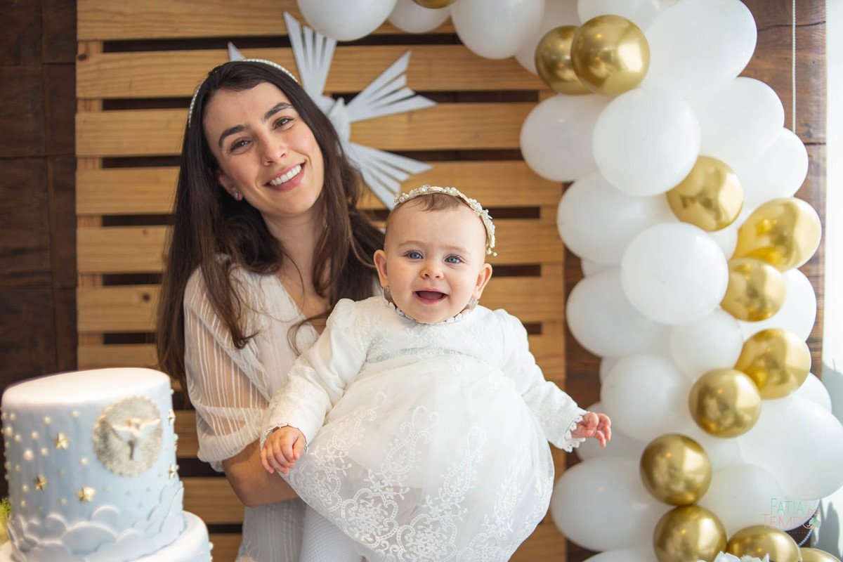 Batizado, foto de batizado, fotografia de batizado, igreja sagrada familia, matriz são caetano, batizado na igreja, festa de batizado, batizado de menina, batizando na igreja, batizado matriz, 