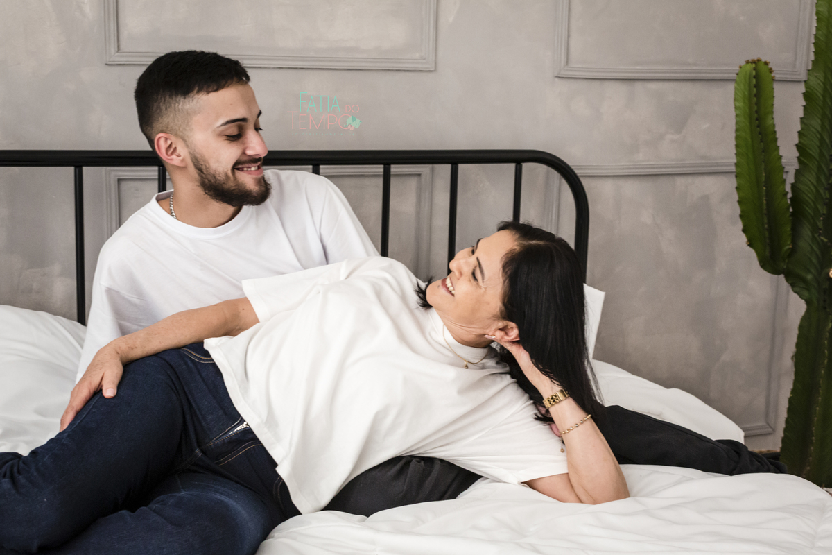 Ensaio de familia, ensaio familia em estudio, estudio lifestyle, estudio em sao caetano do sul, ensaio familiar em estudio, ensaio lindo de familia, familia, mãe e filhos, ensaio mae e filhos, estudio fatia do tempo, fatia do tempo