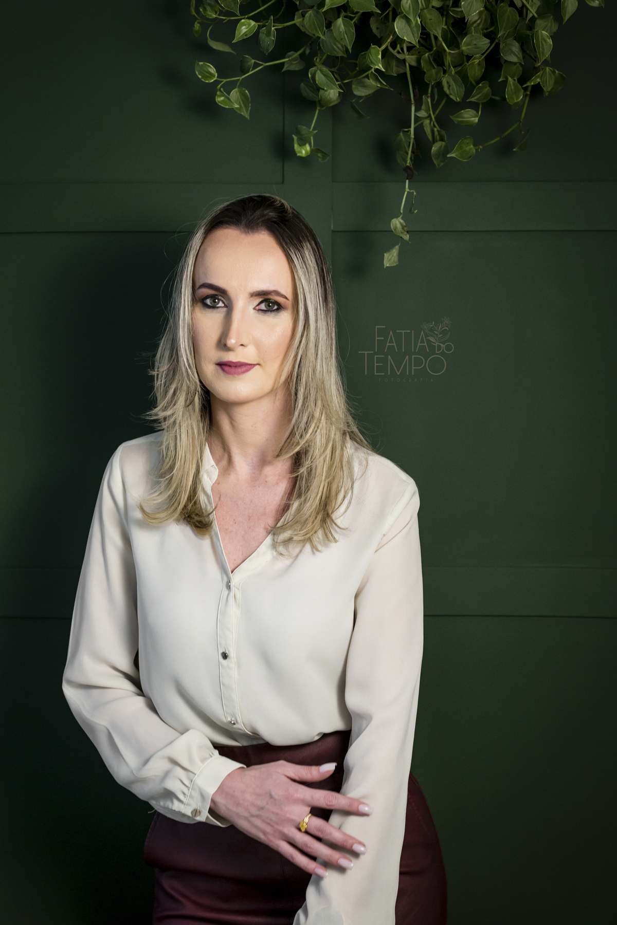 ensaio corporativo, perfil profissional, ensaio linkedin, linkedin, fotos para perfil profissional, fotos corporativas, ensaio corporativo em estudio, ensaio em estudio, ensaio profissional em estudio, fatia do tempo, estudio em são caetano do sul