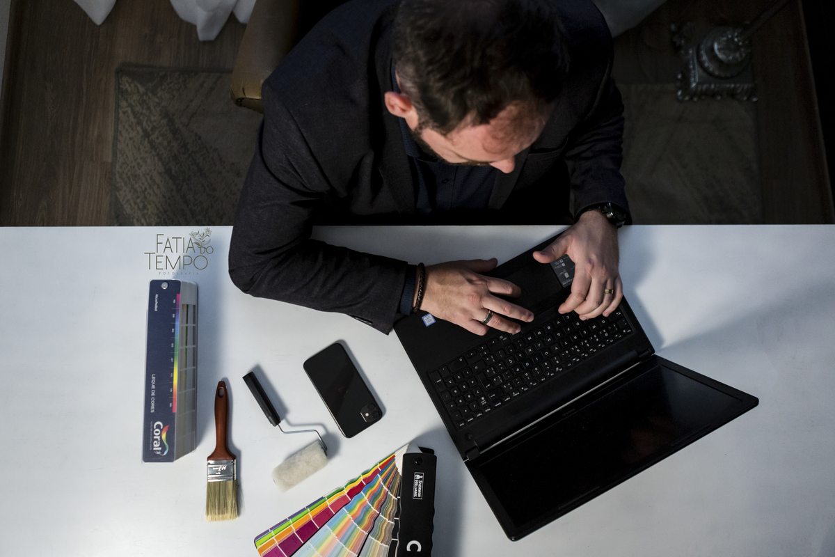 ensaio corporativo, perfil profissional, ensaio linkedin, linkedin, fotos para perfil profissional, fotos corporativas, ensaio corporativo em estudio, ensaio em estudio, ensaio profissional em estudio, fatia do tempo, estudio em são caetano do sul