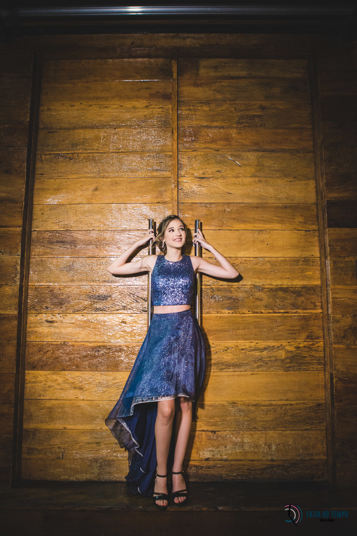 aniversario de 15 anos, debutante, festa de 15 anos, xv+1, 15+1, aniversario de adolescente, festa, balada de 15 anos, vestido de 15 anos, vestidos de 15 anos, debutante de azul, debutar, fazer 15 anos, adolescente