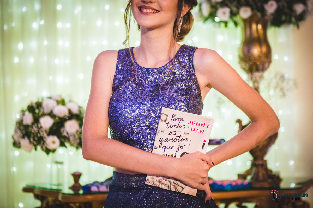 aniversario de 15 anos, debutante, festa de 15 anos, xv+1, 15+1, aniversario de adolescente, festa, balada de 15 anos, vestido de 15 anos, vestidos de 15 anos, debutante de azul, debutar, fazer 15 anos, adolescente