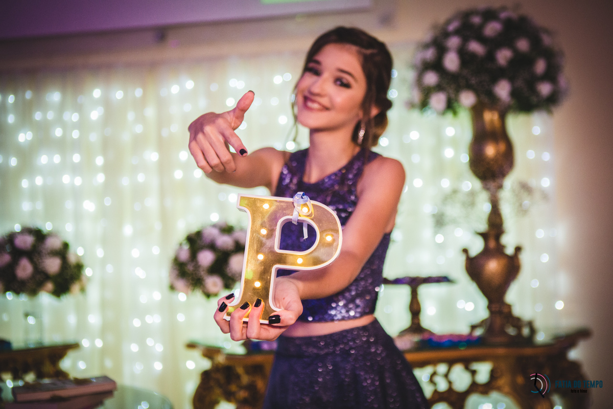 aniversario de 15 anos, debutante, festa de 15 anos, xv+1, 15+1, aniversario de adolescente, festa, balada de 15 anos, vestido de 15 anos, vestidos de 15 anos, debutante de azul, debutar, fazer 15 anos, adolescente