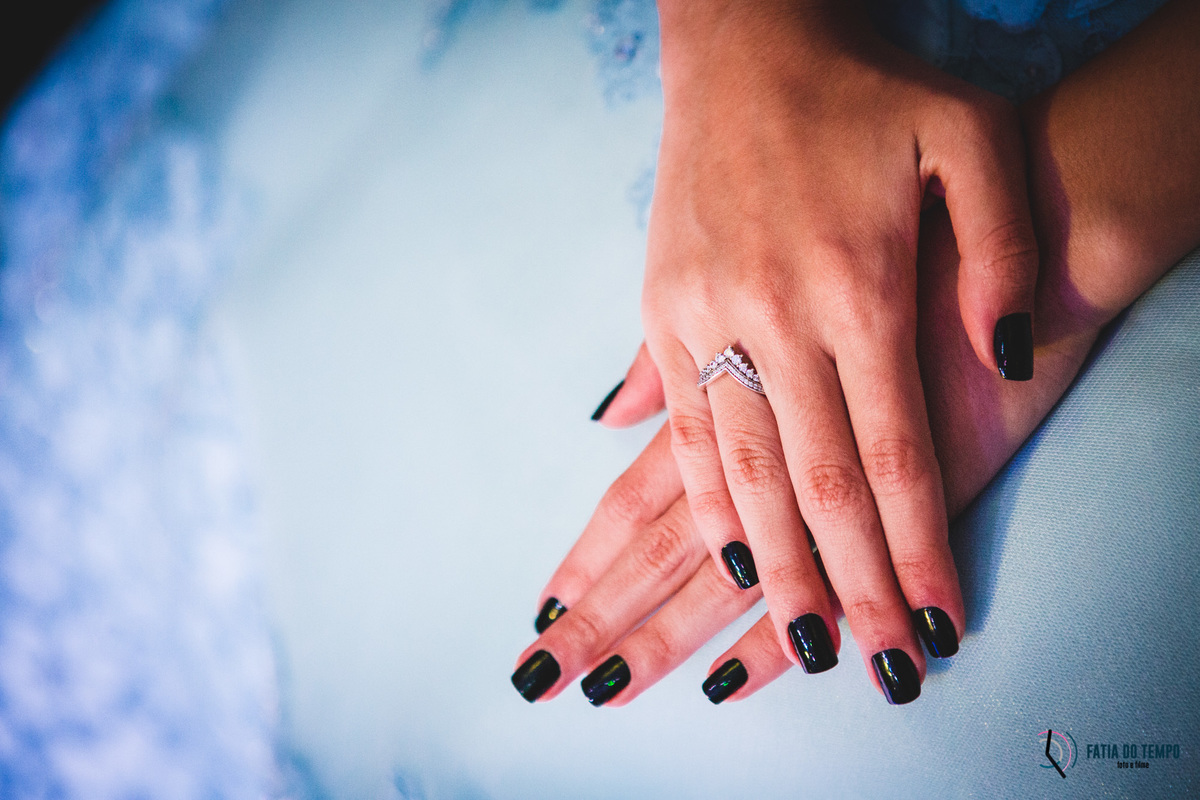 aniversario de 15 anos, debutante, festa de 15 anos, xv+1, 15+1, aniversario de adolescente, festa, balada de 15 anos, vestido de 15 anos, vestidos de 15 anos, debutante de azul, debutar, fazer 15 anos, adolescente