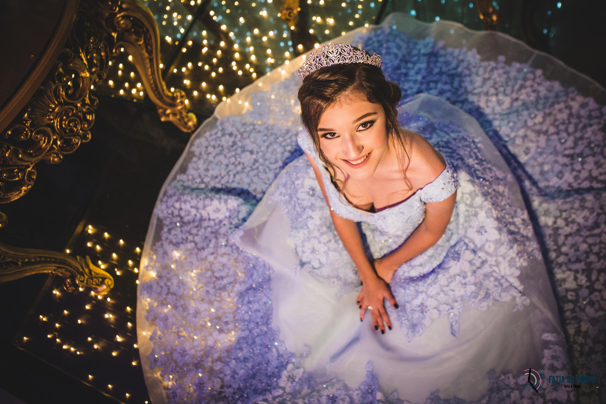 aniversario de 15 anos, debutante, festa de 15 anos, xv+1, 15+1, aniversario de adolescente, festa, balada de 15 anos, vestido de 15 anos, vestidos de 15 anos, debutante de azul, debutar, fazer 15 anos, adolescente