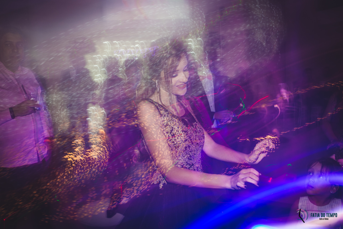 aniversario de 15 anos, debutante, festa de 15 anos, xv+1, 15+1, aniversario de adolescente, festa, balada de 15 anos, vestido de 15 anos, vestidos de 15 anos, debutante de azul, debutar, fazer 15 anos, adolescente