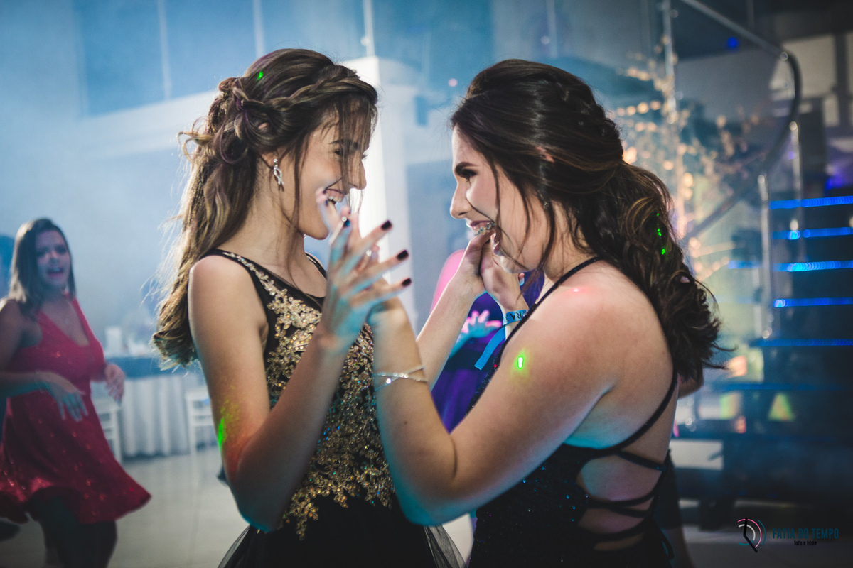 aniversario de 15 anos, debutante, festa de 15 anos, xv+1, 15+1, aniversario de adolescente, festa, balada de 15 anos, vestido de 15 anos, vestidos de 15 anos, debutante de azul, debutar, fazer 15 anos, adolescente