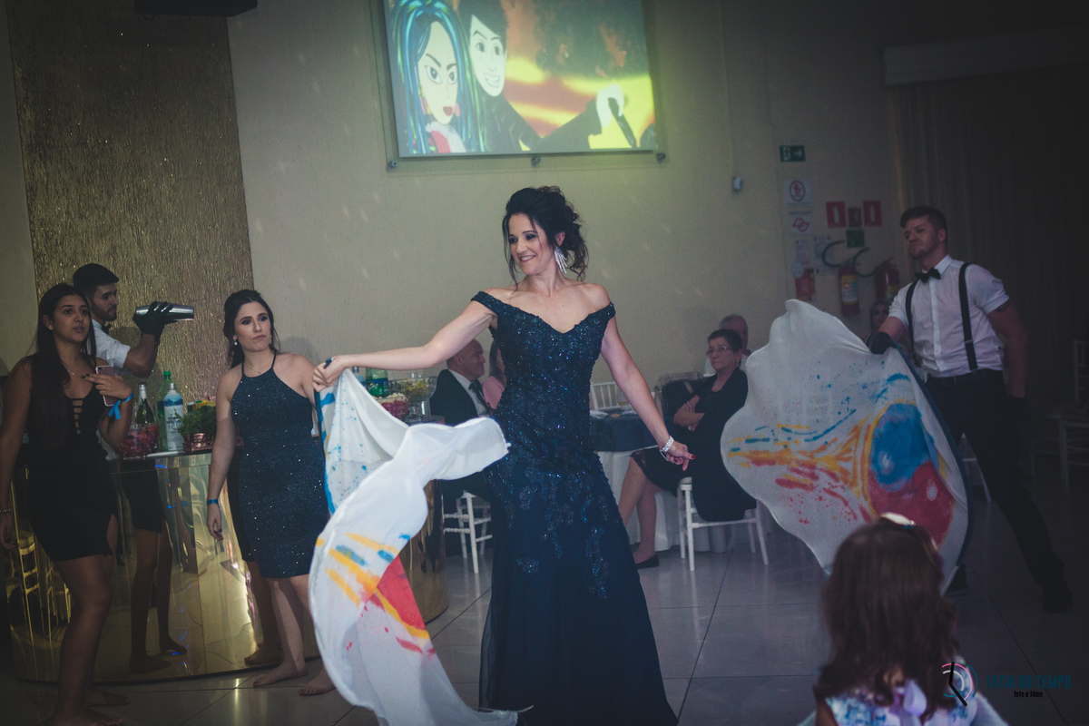 aniversario de 15 anos, debutante, festa de 15 anos, xv+1, 15+1, aniversario de adolescente, festa, balada de 15 anos, vestido de 15 anos, vestidos de 15 anos, debutante de azul, debutar, fazer 15 anos, adolescente