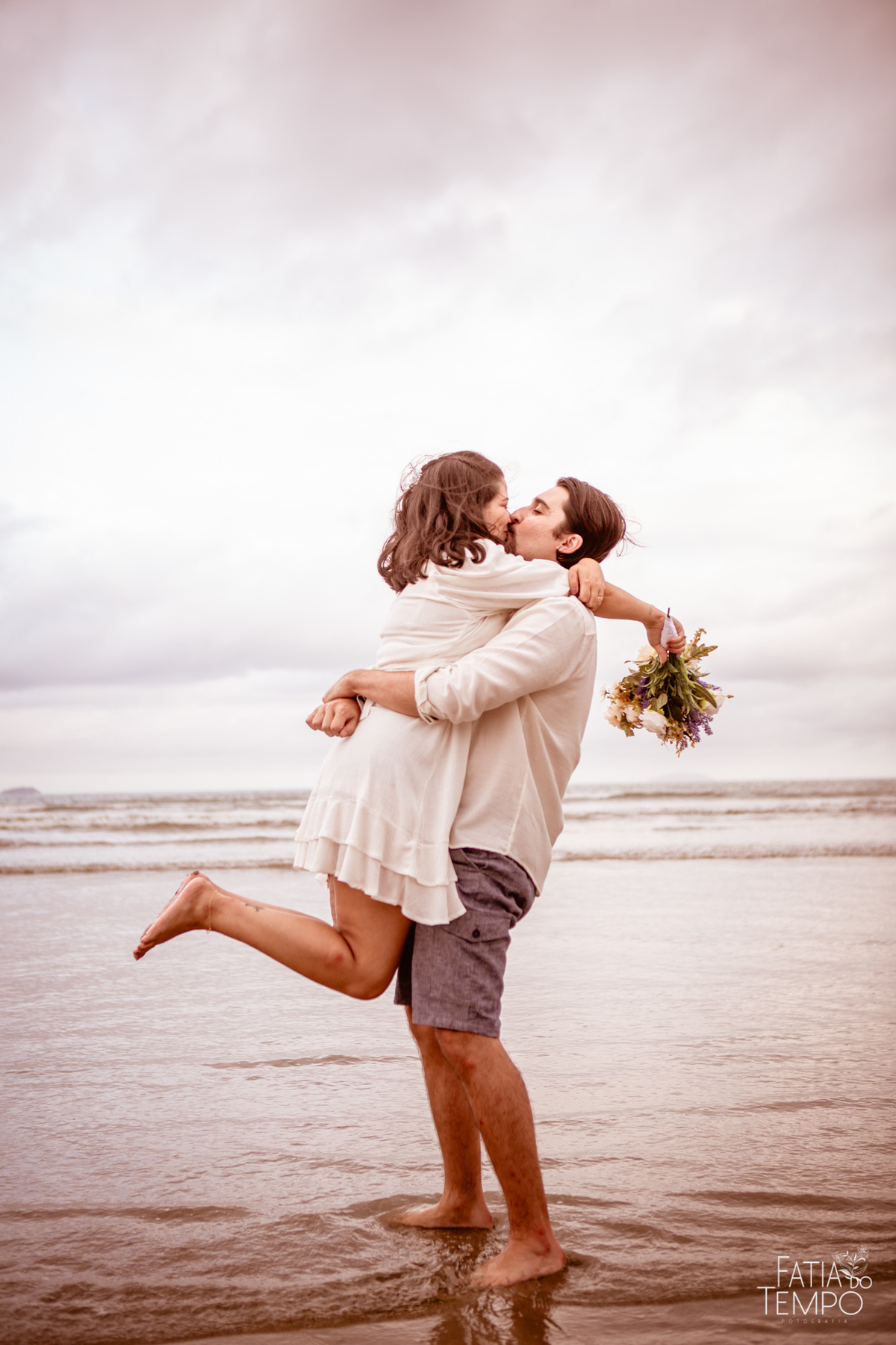 casamento na praia, casamento em ubatuba, casamento guaruja, casamento pé na areia, casamento maresias, casamento good vibes, casamento roots, casamento intimista, mini wedding, casamento, fotos de casamento na praia, praia, casando na praia