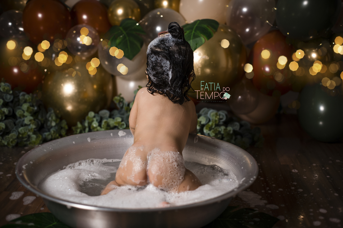 Smash the fruit, smash the cake, bolo de frutas, inspiracao smash the cake, bebe sem açucar, bolo sem açucar, ensaio de 1 aninho, ensaio de 1 ano, mae de menina, ensaio de 1 ano em estúdio, estúdio em são caetano do sul, estúdio no abc, estudio fotografic