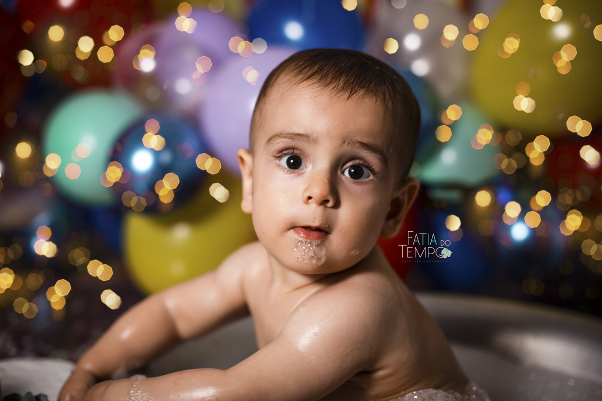 Smash the fruit, smash the cake, bolo de frutas, inspiracao smash the cake, bebe sem açucar, bolo sem açucar, ensaio de 1 aninho, ensaio de 1 ano, mae de menina, ensaio de 1 ano em estúdio, estúdio em são caetano do sul, estúdio no abc, estudio fotografic