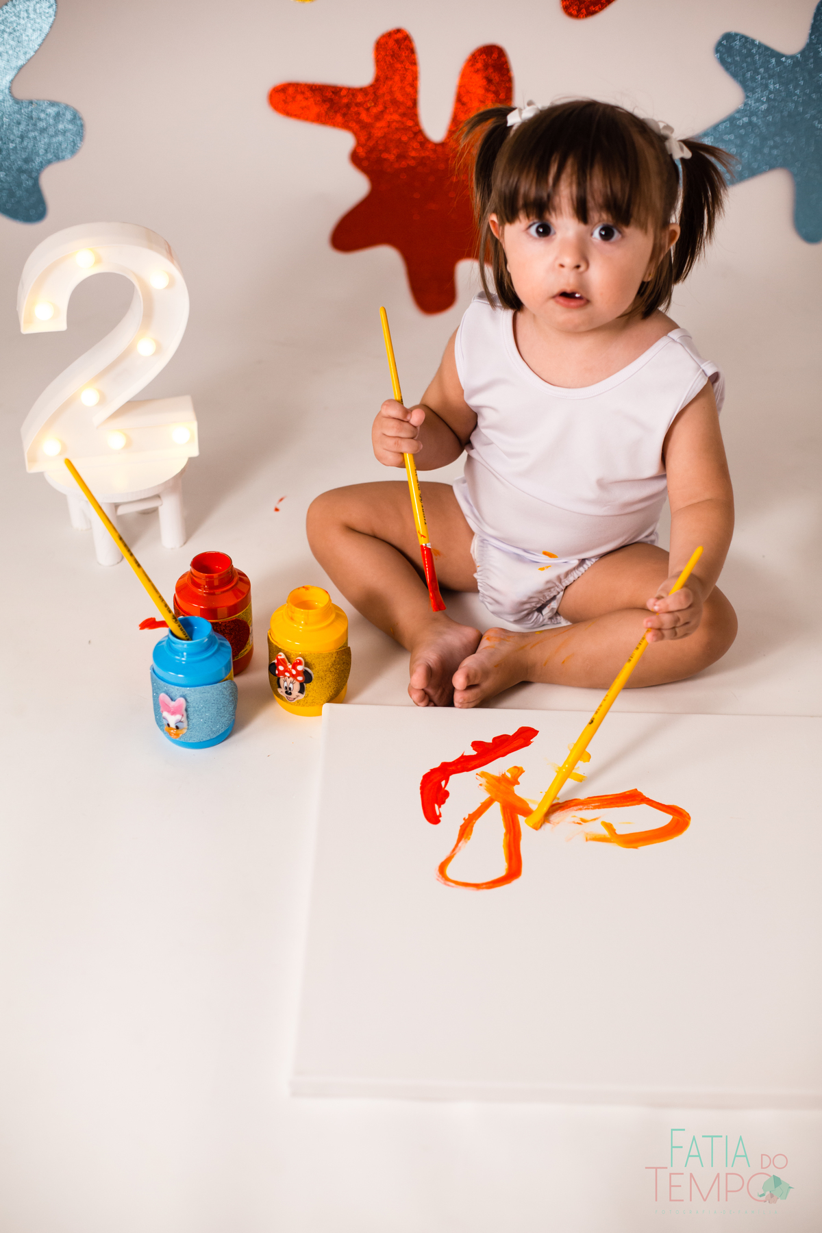 paint baby, ensaio de 1 ano, ensaio de 2 anos, estudio fotografico, estudio em são caetano, estudio em santo andré, fotografa de ensaios, fotografo de ensaios, ensaio de comemoração de aniversario, ensaio de pintura