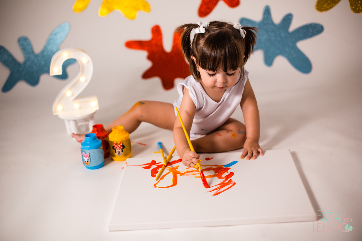 paint baby, ensaio de 1 ano, ensaio de 2 anos, estudio fotografico, estudio em são caetano, estudio em santo andré, fotografa de ensaios, fotografo de ensaios, ensaio de comemoração de aniversario, ensaio de pintura