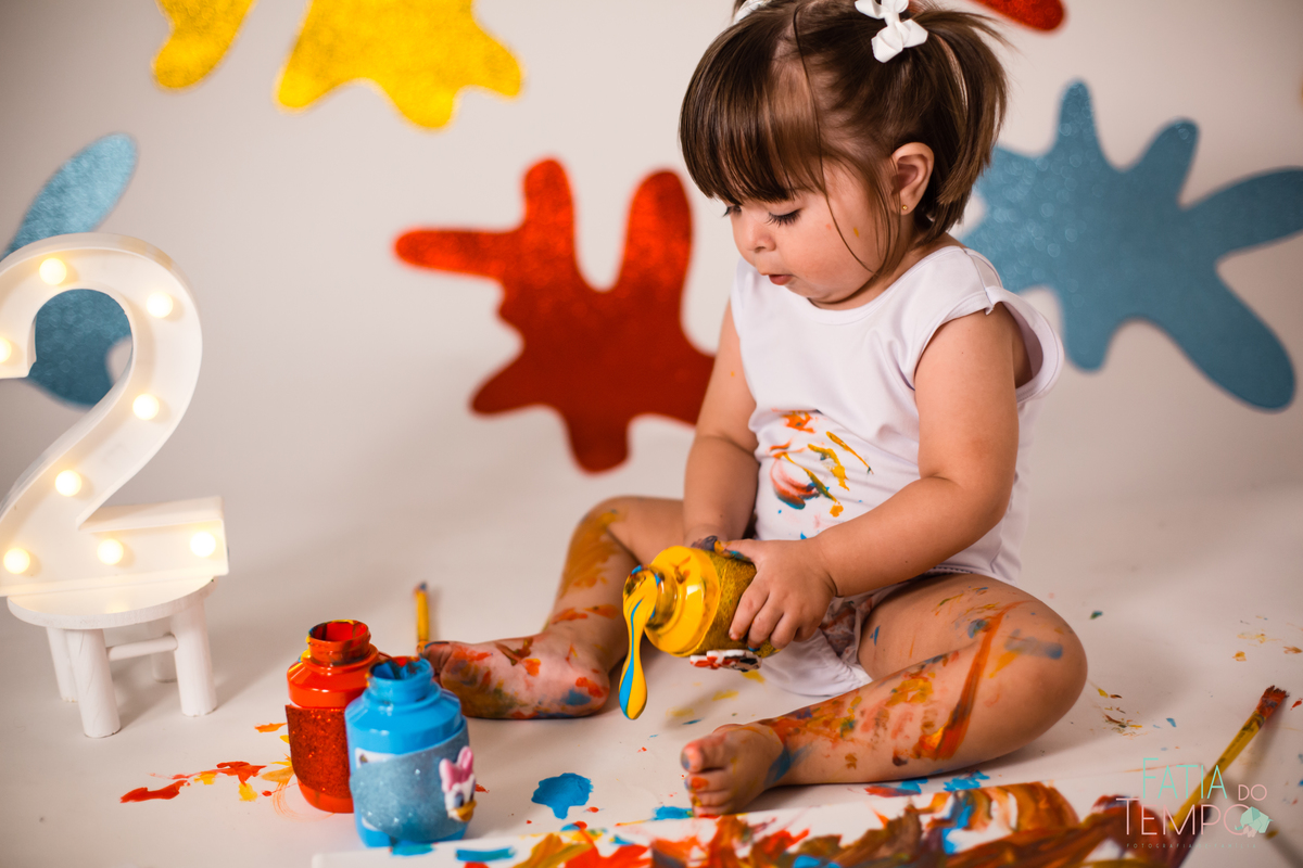 paint baby, ensaio de 1 ano, ensaio de 2 anos, estudio fotografico, estudio em são caetano, estudio em santo andré, fotografa de ensaios, fotografo de ensaios, ensaio de comemoração de aniversario, ensaio de pintura