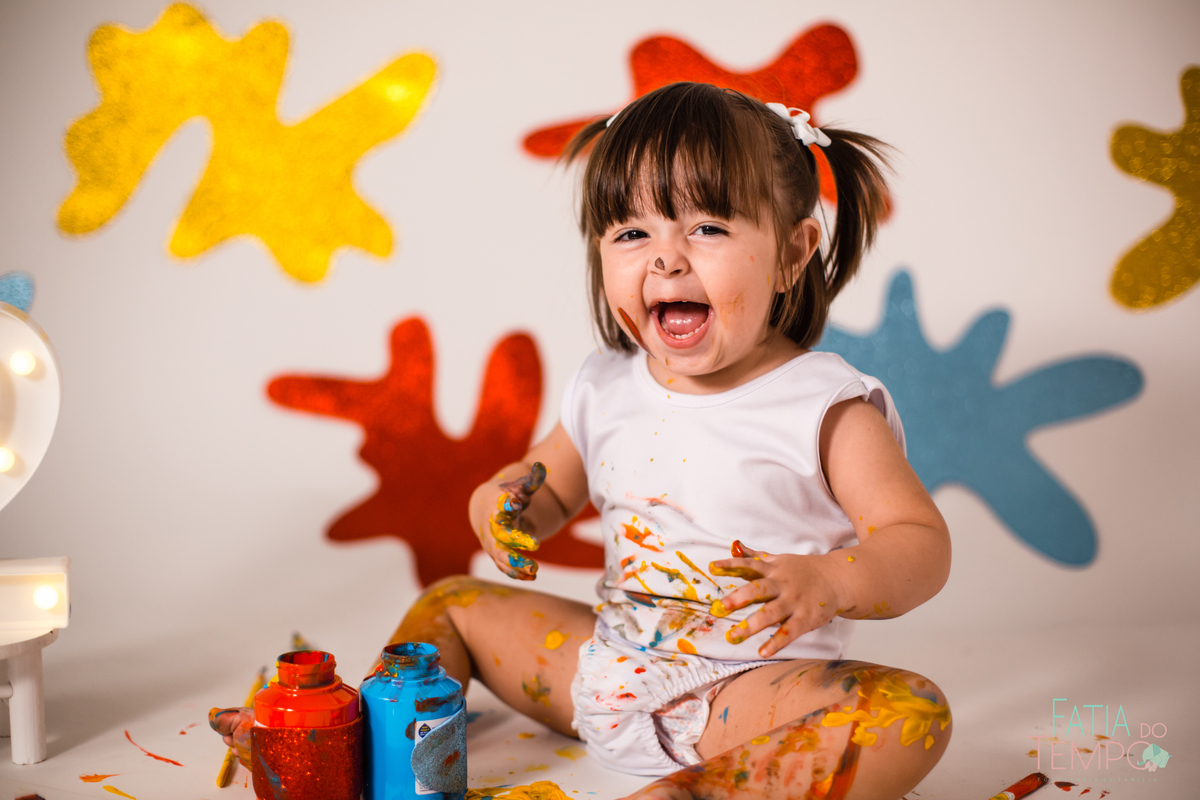 paint baby, ensaio de 1 ano, ensaio de 2 anos, estudio fotografico, estudio em são caetano, estudio em santo andré, fotografa de ensaios, fotografo de ensaios, ensaio de comemoração de aniversario, ensaio de pintura