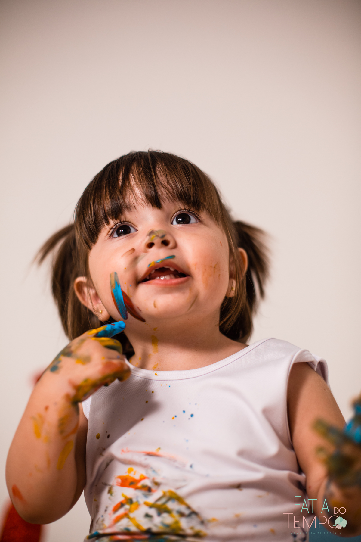 paint baby, ensaio de 1 ano, ensaio de 2 anos, estudio fotografico, estudio em são caetano, estudio em santo andré, fotografa de ensaios, fotografo de ensaios, ensaio de comemoração de aniversario, ensaio de pintura