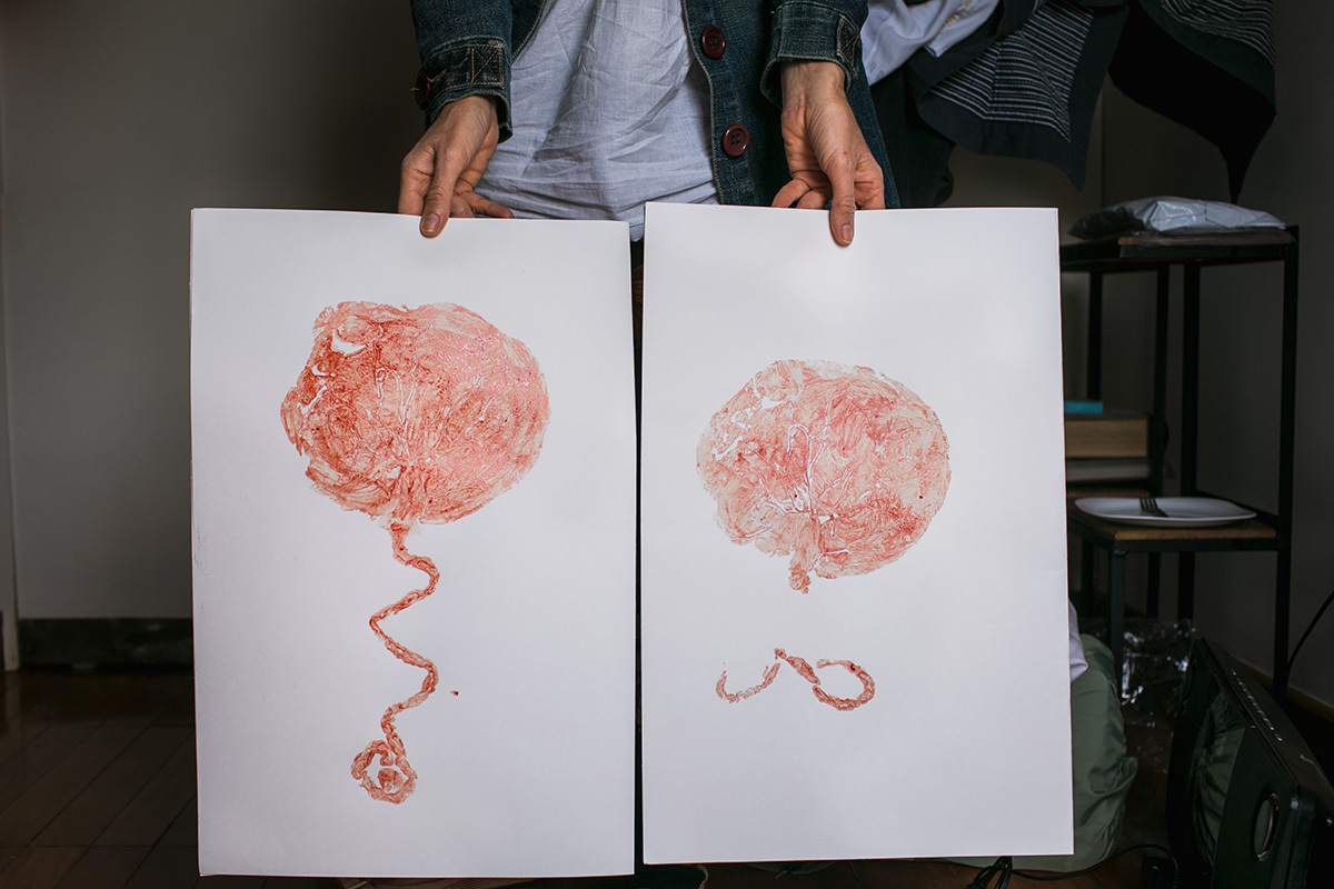 placentas carimbadas em papel, por Adriana Costa