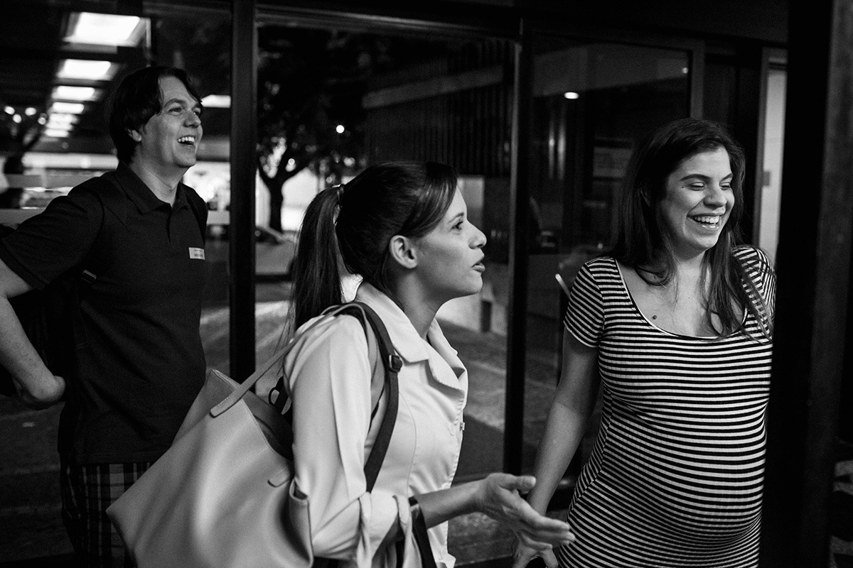 casal grávido ao chegar na maternidade Mater Dei de Belo Horizonte