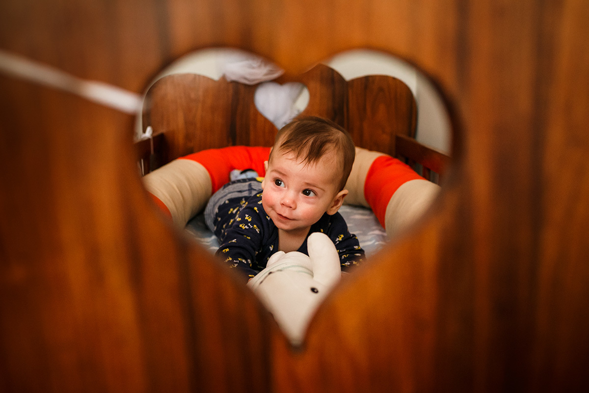 bebê no berço que foi da sua mãe
