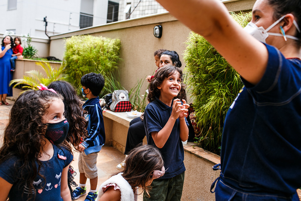 festa infantil com brincadeiras antigas