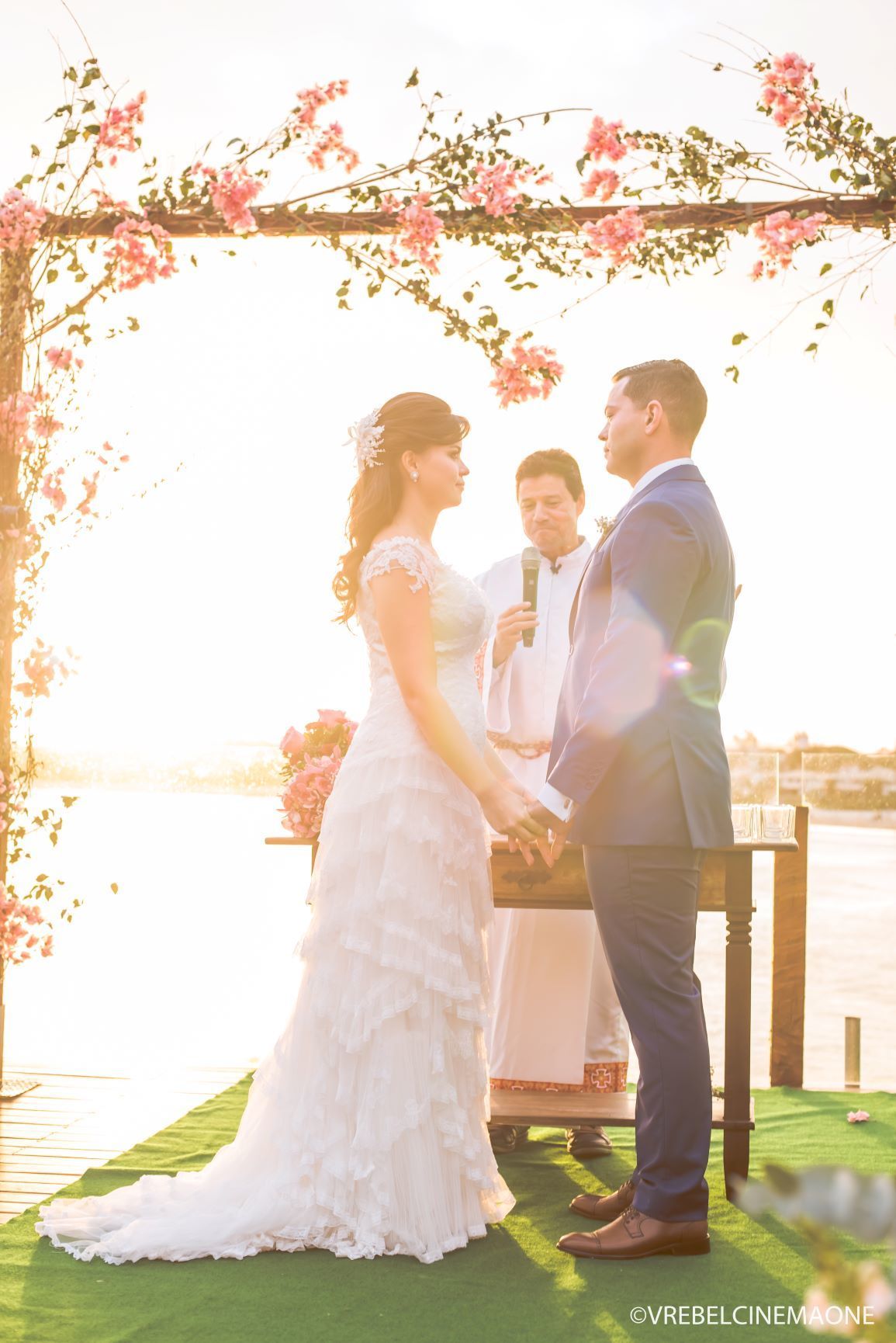 Casamento em Búzios, Aline e Gustavo, 15/07/2017 na Brava Casa. Decoração do Jardim de Ornamentos e Fotografia e Filmagem da VRbel Cinema One, Foto 22