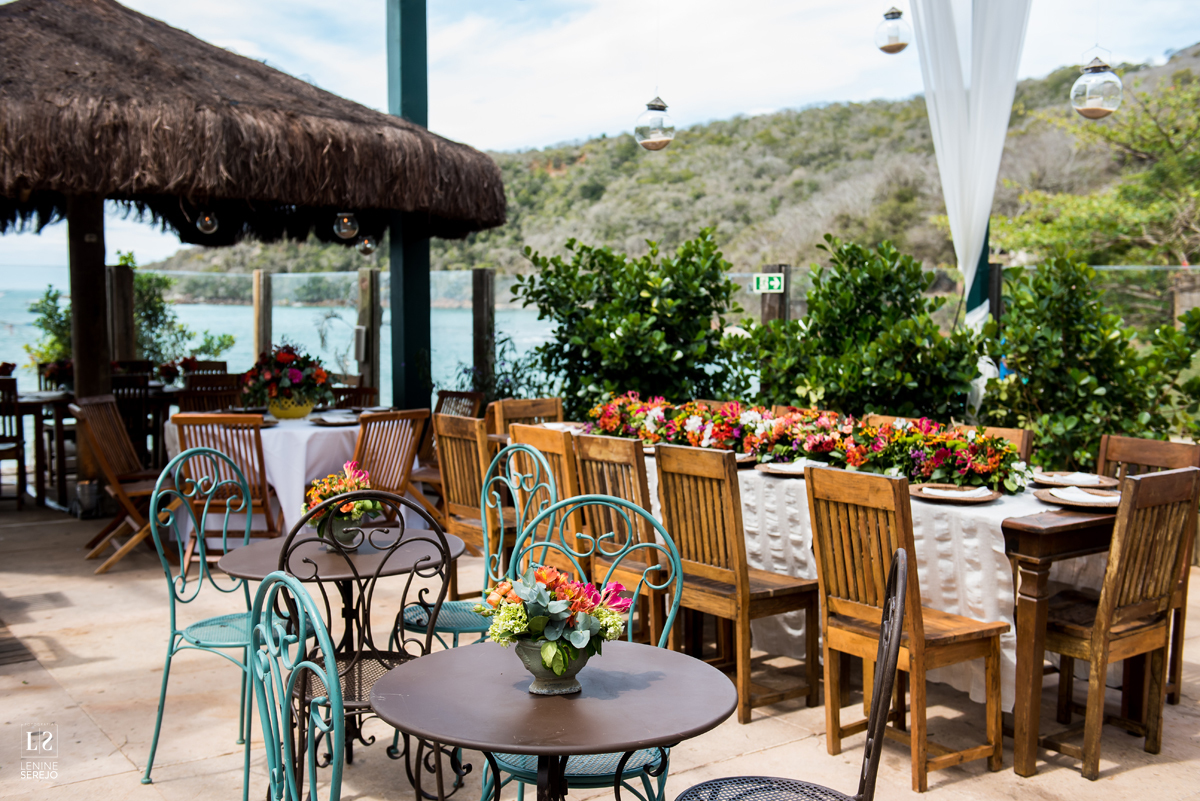 Casamento em Búzios, Nanda e Victor, decoração Vagalumes e Pirilampos e Fotografia do Lenine Serejo? Quer mais? Teve Bendito Casamento. Foto 26