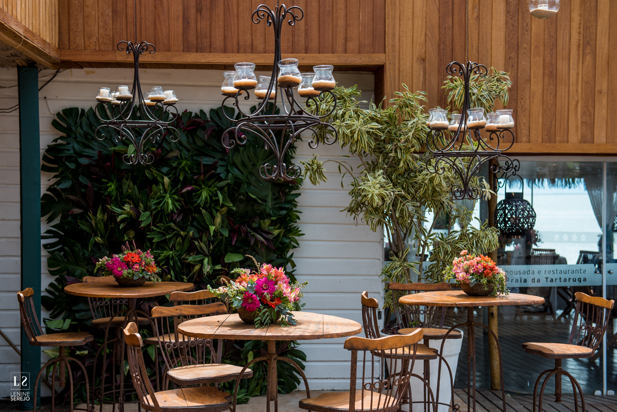 Casamento em Búzios, Nanda e Victor, decoração Vagalumes e Pirilampos e Fotografia do Lenine Serejo? Quer mais? Teve Bendito Casamento. Foto 28