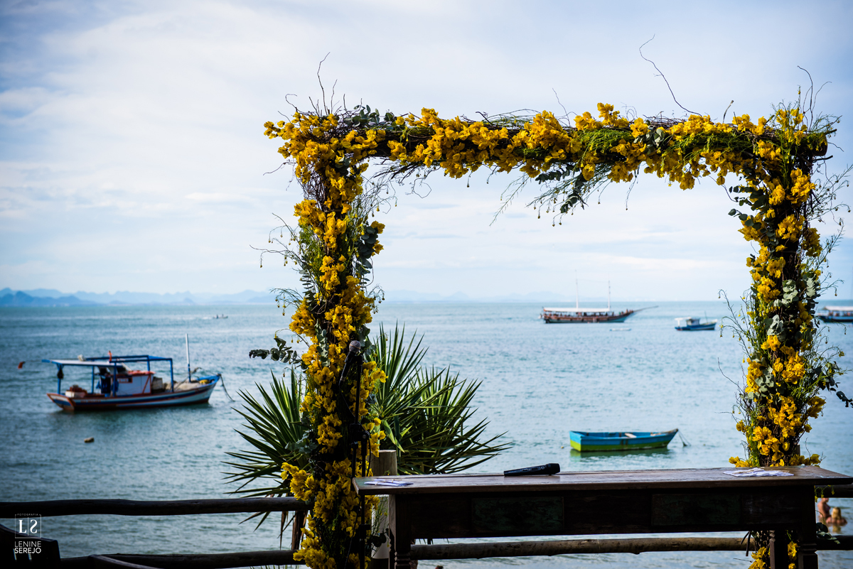Casamento em Búzios, Nanda e Victor, decoração Vagalumes e Pirilampos e Fotografia do Lenine Serejo? Quer mais? Teve Bendito Casamento. Foto 18