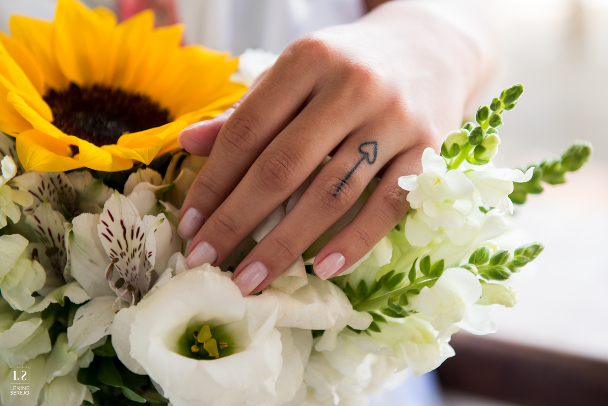 Casamento em Búzios, Nanda e Victor, decoração Vagalumes e Pirilampos e Fotografia do Lenine Serejo? Quer mais? Teve Bendito Casamento. Foto 16